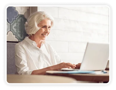 Woman getting instant access to The Memory Wave download on her laptop
